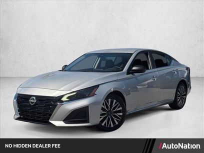 Used 2024 Nissan Altima 2.5 SV