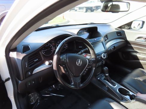 Used 2021 Acura ILX w/ Premium Package image 12