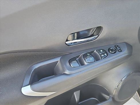 Certified 2024 Nissan Kicks SV FWD image 11