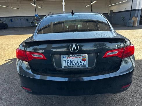 Used 2013 Acura ILX w/ Technology Package FWD image 11