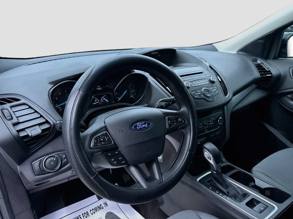 Used 2017 Ford Escape S FWD image 9