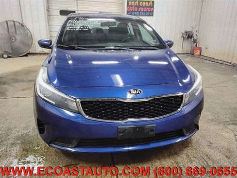 Used 2017 Kia Forte LX FWD image 7