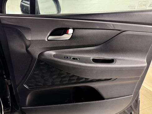 Used 2021 Hyundai Santa Fe SE image 17