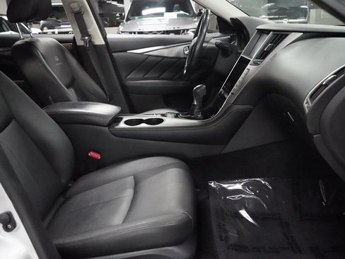 Used 2014 INFINITI Q50 Premium w/ Navigation Package RWD image 31