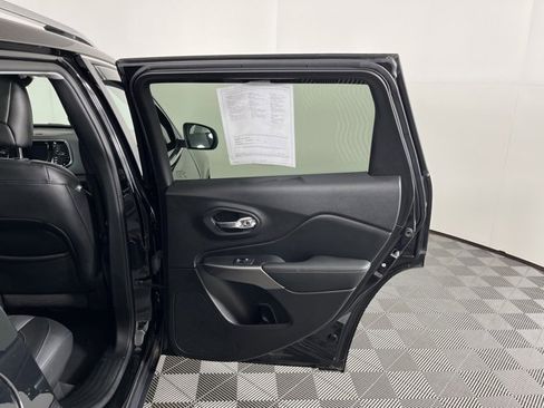 Used 2021 Jeep Cherokee Limited w/ Elite Package image 45