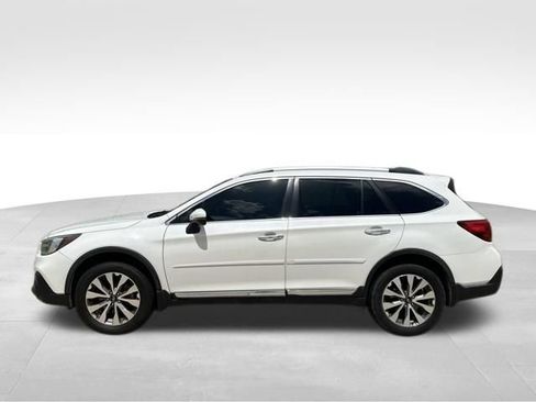 Used 2019 Subaru Outback 2.5i Touring w/ Protection Package #1 AWD/4WD image 6