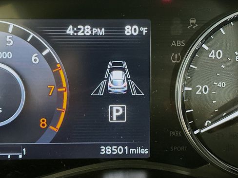 Used 2024 Nissan Kicks SR w/ SR Premium Package image 19