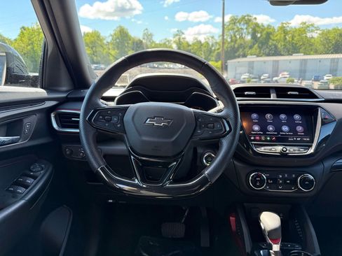 Used 2023 Chevrolet TrailBlazer RS w/ Convenience Package AWD/4WD image 21