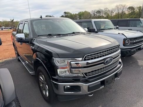 Used 2018 Ford F150 Lariat w/ Equipment Group 502A Luxury AWD/4WD image 2