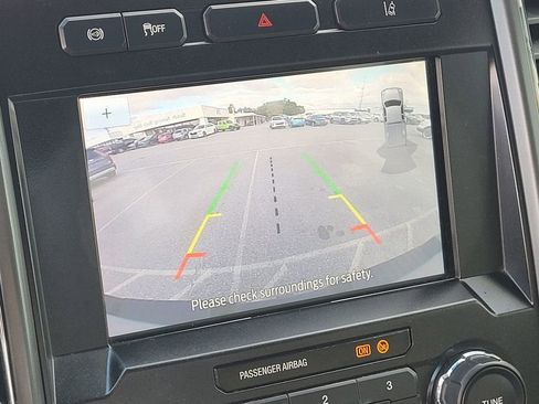 Used 2020 Ford F350 XLT w/ XLT Premium Package image 24