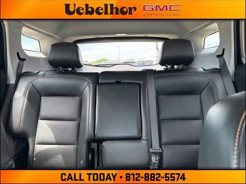 Used 2021 GMC Terrain SLT AWD/4WD image 6