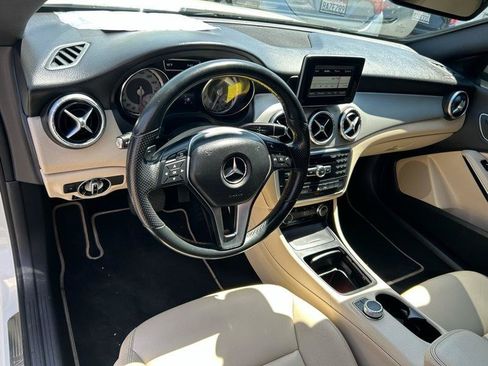 Used 2014 Mercedes-Benz CLA 250 image 8