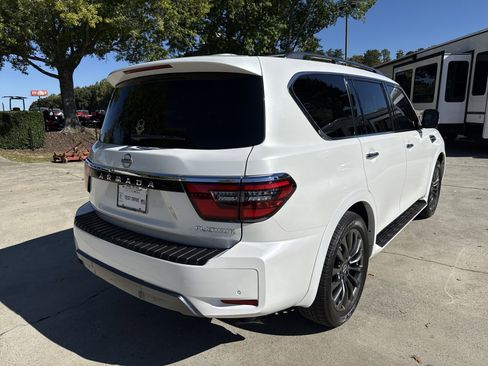 Used 2024 Nissan Armada Platinum w/ Cargo Package image 7