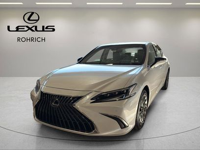 New 2025 Lexus ES 350 Ultra Luxury