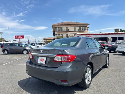 Used 2012 Toyota Corolla LE w/ Premium Pkg FWD image 11