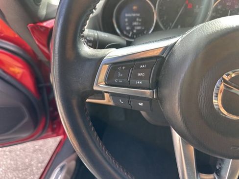 Used 2019 MAZDA MX-5 Miata RF Grand Touring image 20