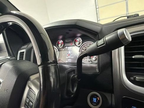 Used 2016 RAM 2500 Limited AWD/4WD image 28