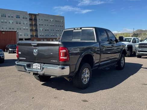 Used 2019 RAM 2500 Laramie AWD/4WD image 3