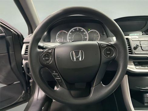 Used 2013 Honda Accord LX image 16