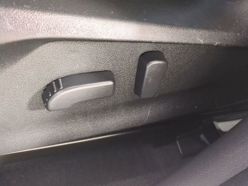 Used 2021 Subaru Crosstrek 2.5i Limited w/ Moonroof Package 2 image 21