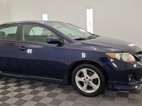 Used 2011 Toyota Corolla S image 6