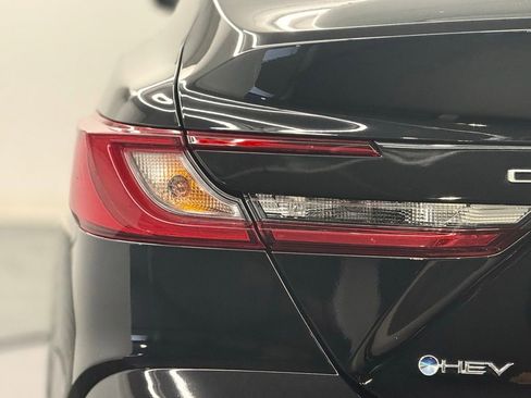 Certified 2025 Toyota Camry LE image 9