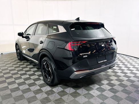 Used 2026 Kia Sportage EX FWD image 5