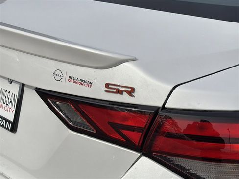 Certified 2024 Nissan Sentra SR w/ SR Premium Package image 26