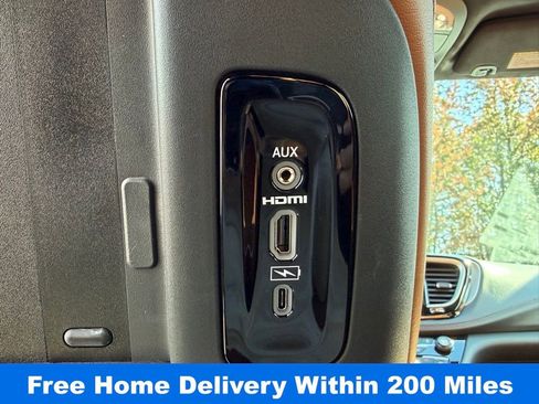 New 2026 Chrysler Pacifica Pinnacle image 27