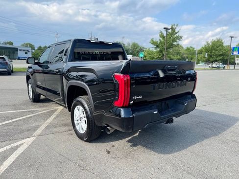 Used 2024 Toyota Tundra SR5 w/ SR5 Convenience Package AWD/4WD image 4