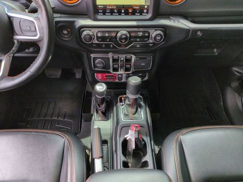 Used 2022 Jeep Gladiator Mojave w/ LED Lighting Group AWD/4WD image 23