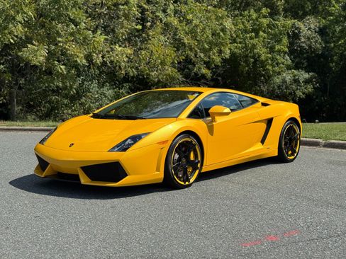 Used 2011 Lamborghini Gallardo LP 560-4 AWD/4WD image 4