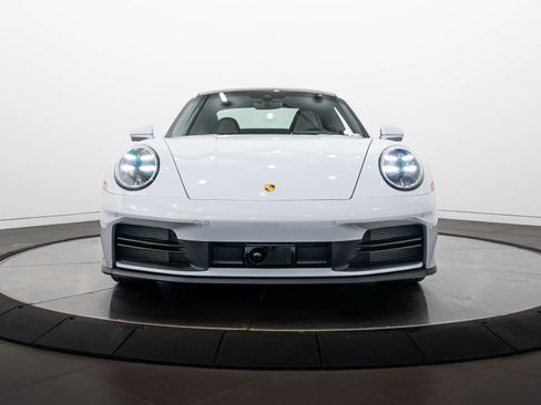 Certified 2025 Porsche 911 Carrera RWD image 10