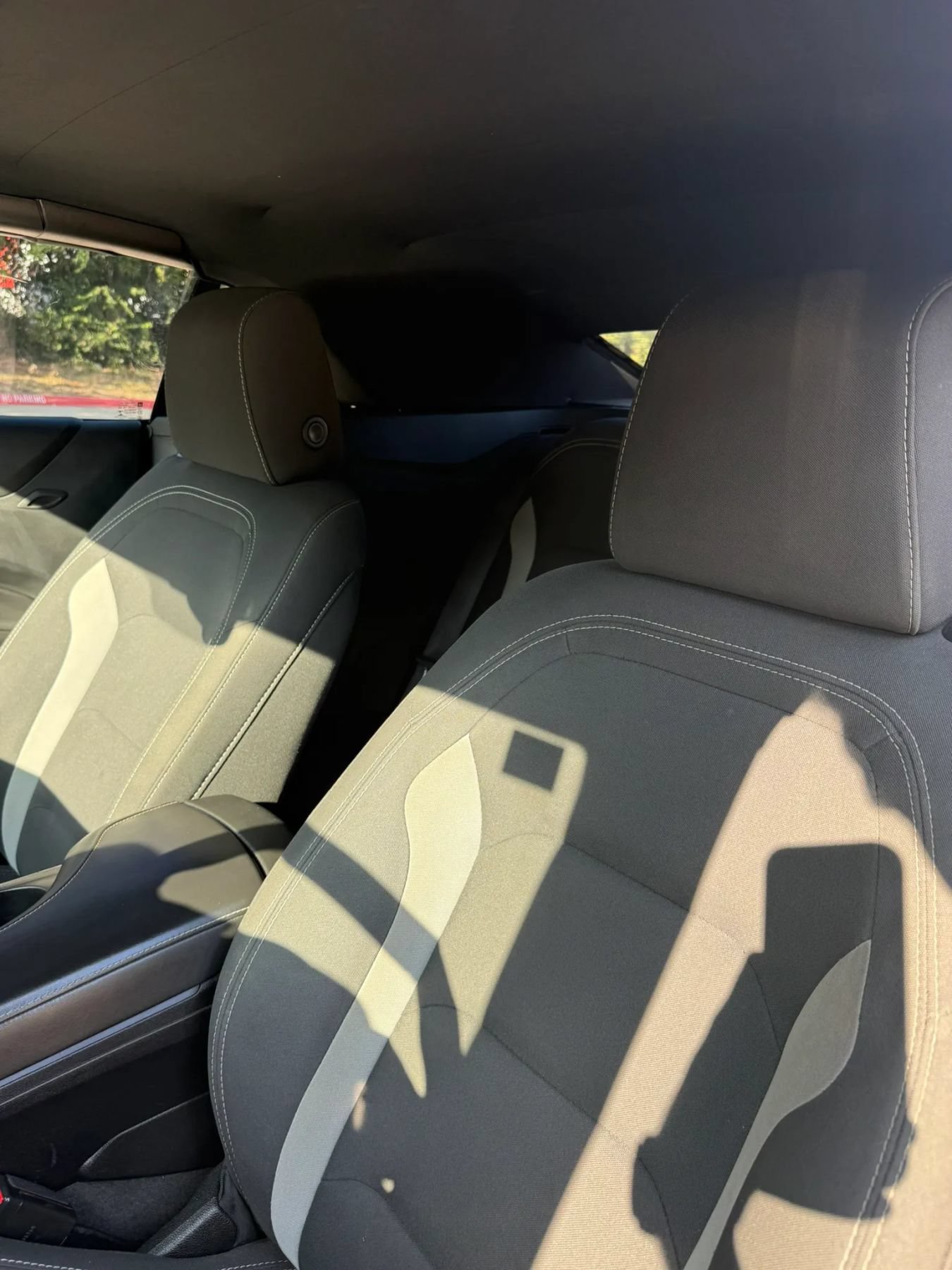 Used 2018 Chevrolet Camaro SS RWD image 13