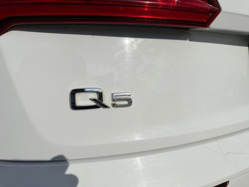 Used 2018 Audi Q5 2.0T Premium Plus w/ Premium Plus Package AWD/4WD image 23