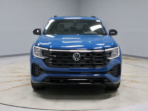 Used 2025 Volkswagen Atlas Cross Sport SEL R-Line image 6