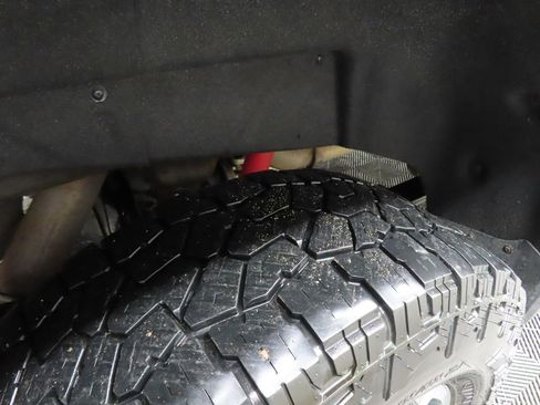 Used 2023 GMC Sierra 2500 SLE w/ SLE Value Package; image 34