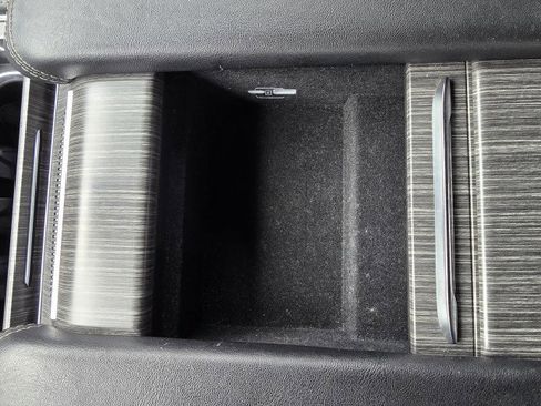 Used 2024 Jeep Wagoneer Series III image 34