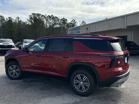 New 2026 Chevrolet Traverse LT w/ Driver Confidence Package image 16