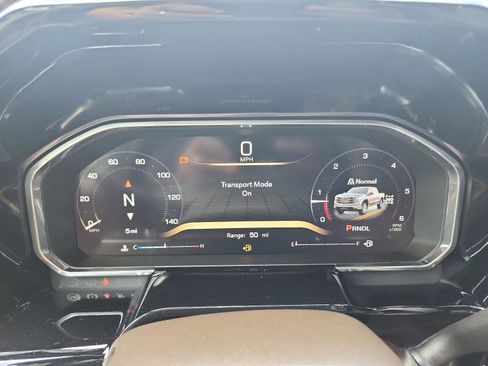 New 2026 GMC Sierra 1500 SLE image 19