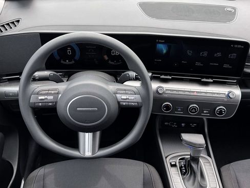 New 2026 Hyundai Kona SE image 26