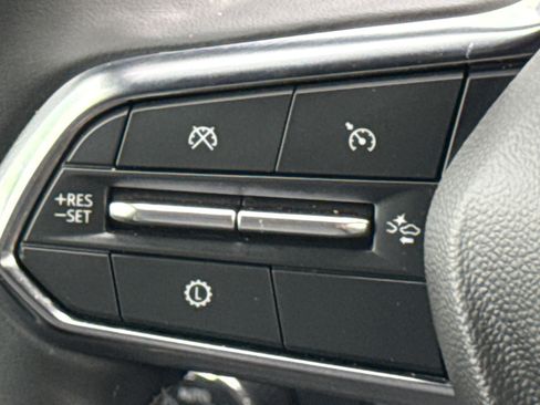 Used 2025 Chevrolet Tahoe Premier AWD/4WD image 19