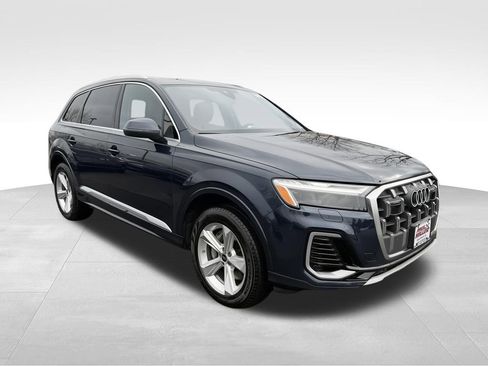 Used 2025 Audi Q7 3.0T Premium AWD/4WD image 3