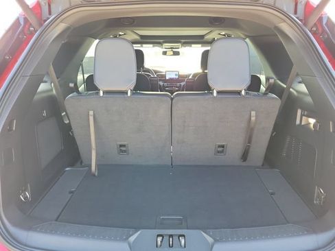 Used 2022 Ford Explorer ST-Line RWD image 5