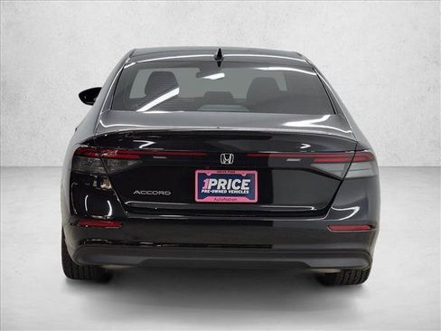 Used 2025 Honda Accord LX image 7