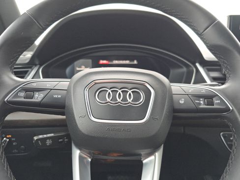 Used 2023 Audi Q5 2.0T Premium Plus w/ Premium Plus Package image 25