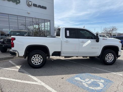 Used 2023 Chevrolet Silverado 2500 LT w/ Convenience Package image 33