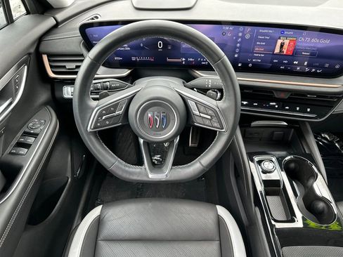 Used 2025 Buick Envision Sport Touring AWD/4WD image 14