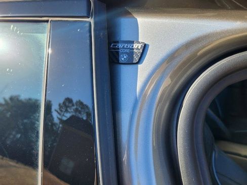 Used 2022 BMW 750i xDrive w/ M Sport Package image 15