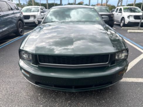 Used 2009 Ford Mustang GT RWD image 3